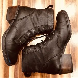 Timberland lace-up boots